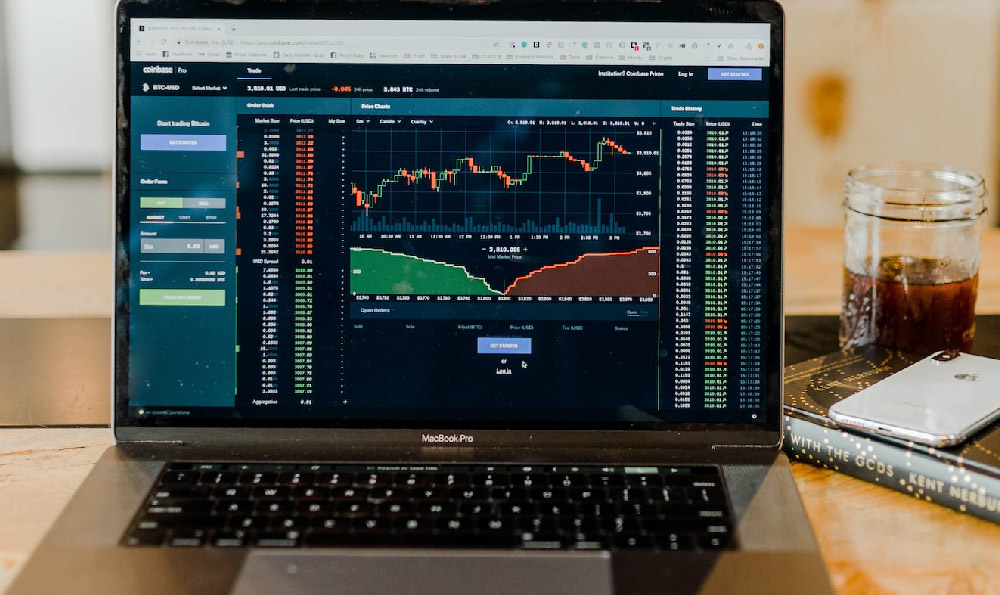Investing in Fidelity Index Funds: A Good Choice? How Do I Start?