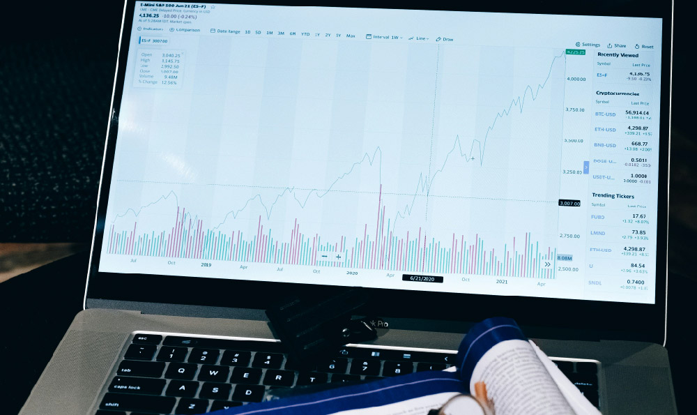 Is it possible to make real money online, and if so, how?

