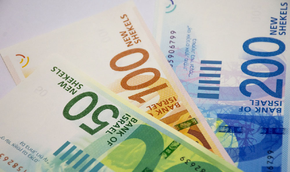 Graphic Designer Salary: Do They Earn Good Money in the Industry?