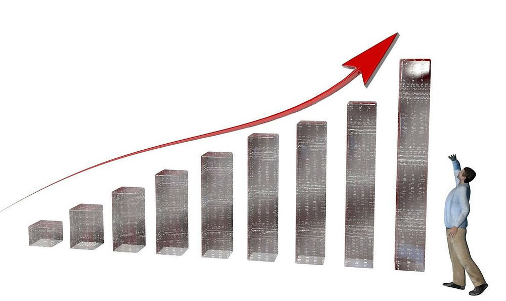 Andrew Tate's Income Sources: How He Earns Money Online