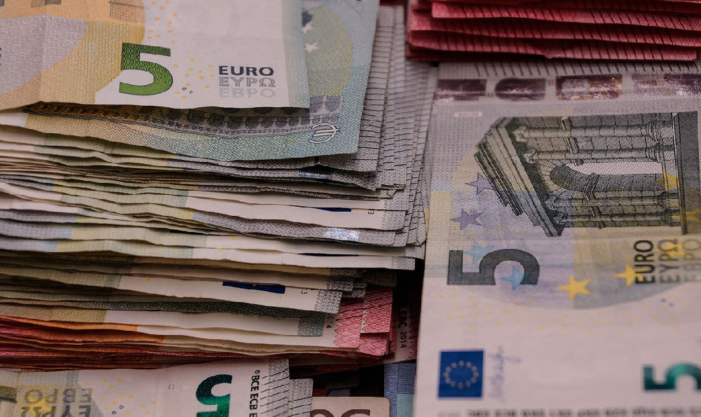 How to Make Money at Home with No Investment? Is It Possible?