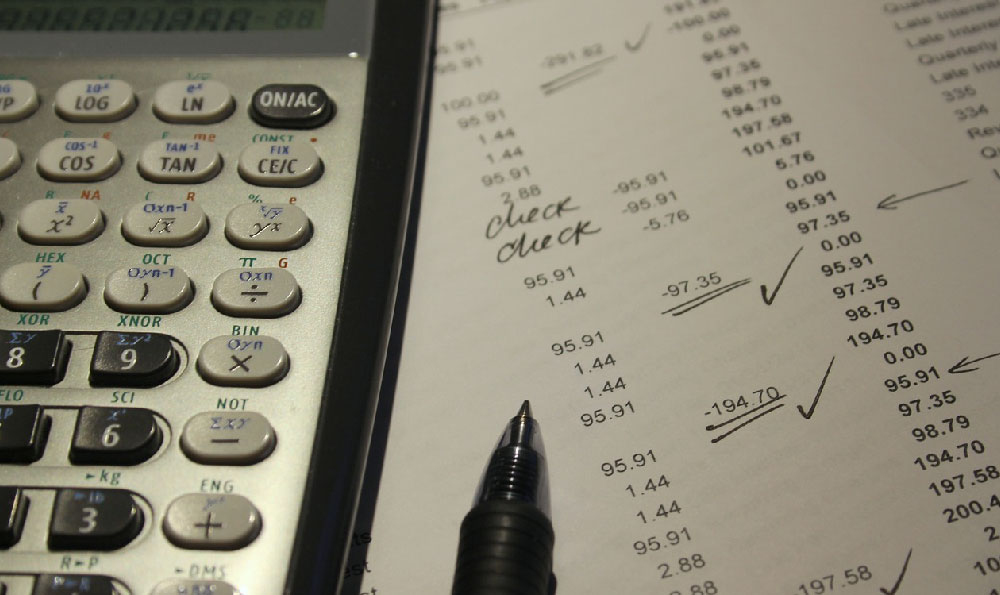 

What is the Average Annual Salary for Doctors?