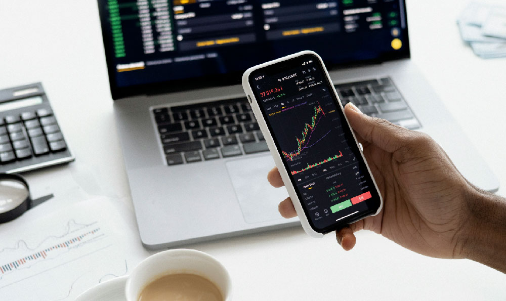 Is SwftCoin Worth It? Should You Invest Now?