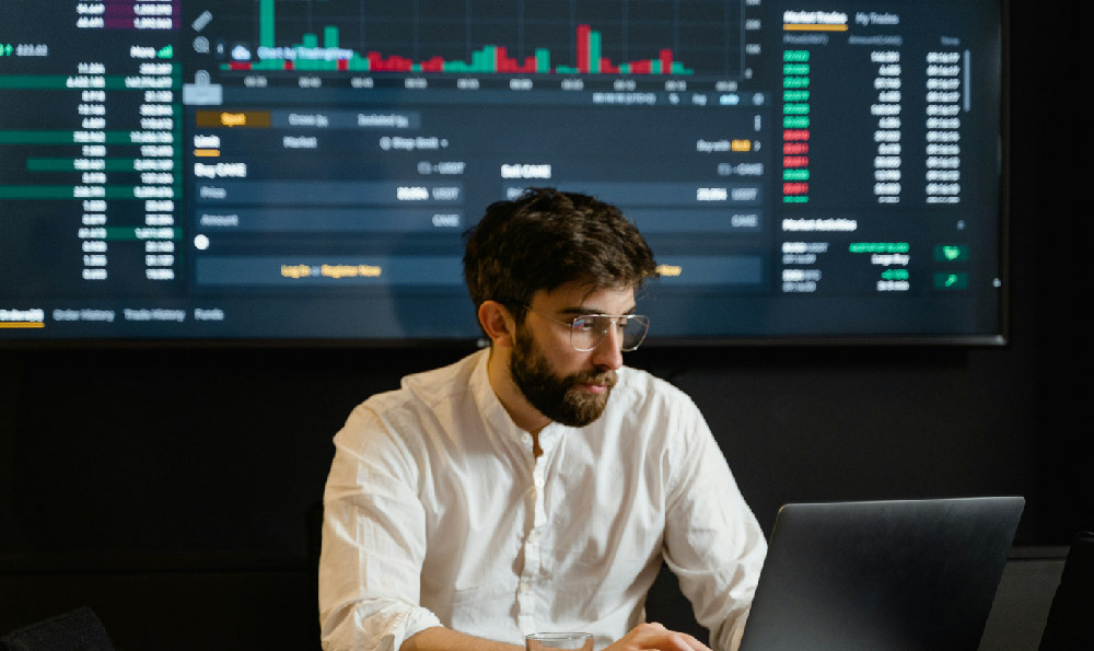 How do CD investments work? What are the benefits?