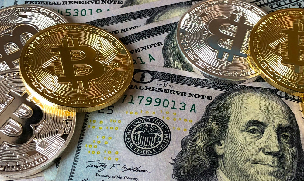 How to invest in gold? Is gold a good investment now?
