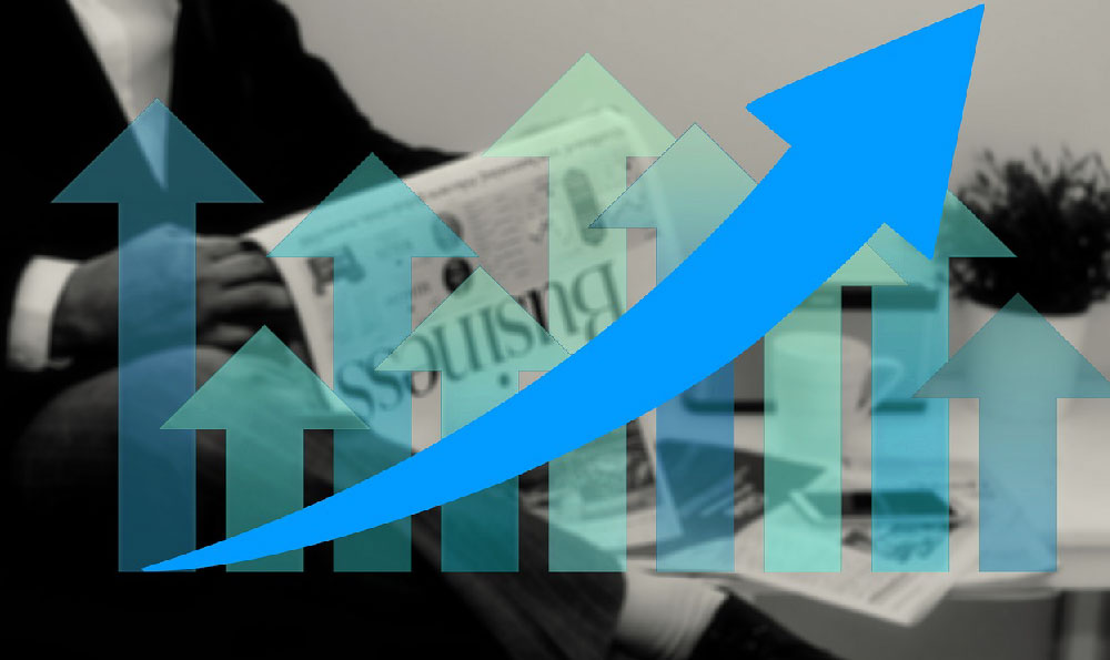how does warren buffett make his money through investing and business ventures