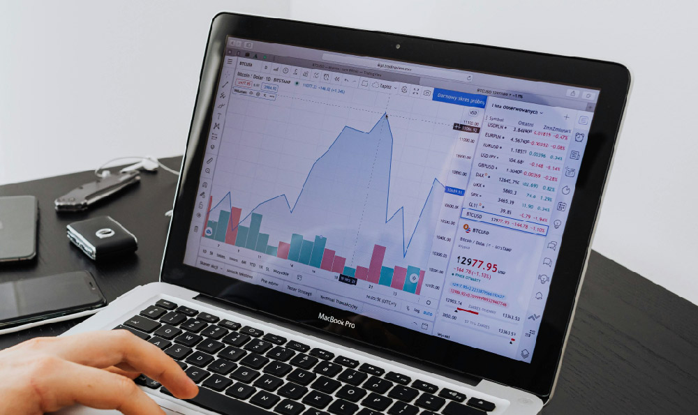 Stock Brokers Revenue Sources: How They Earn Income